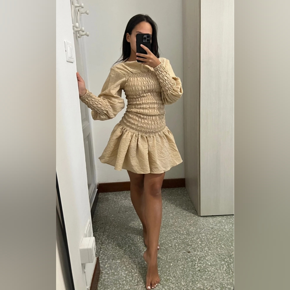 H&M Beige Long Sleeve Dress